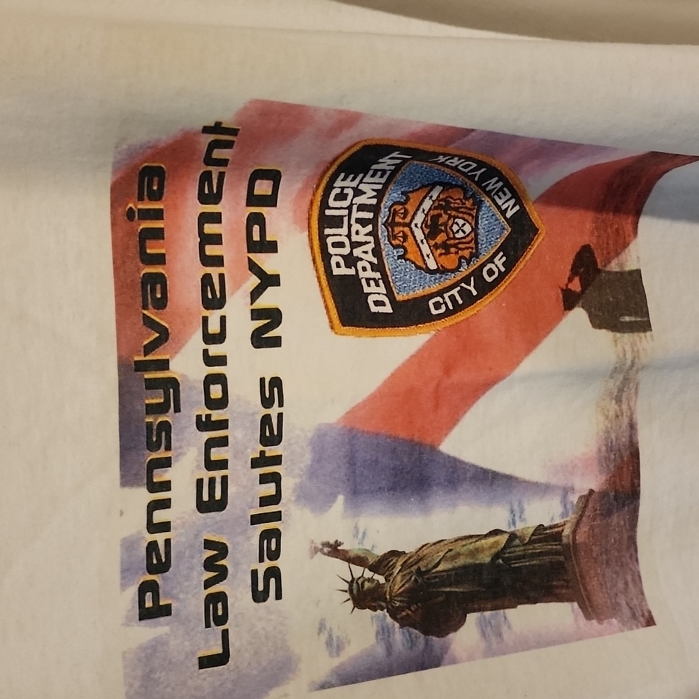 PENNSYLVANIA LAW ENFORCEMENT SALUTES NYPD. POLICE DEPARTMENT CITY OF NEW YORK. - Picture 2 of 6